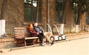 Airwheel S3 self-balancing electric scooter