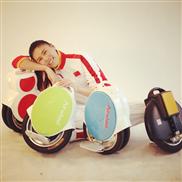 Airwheel, one wheel scooter